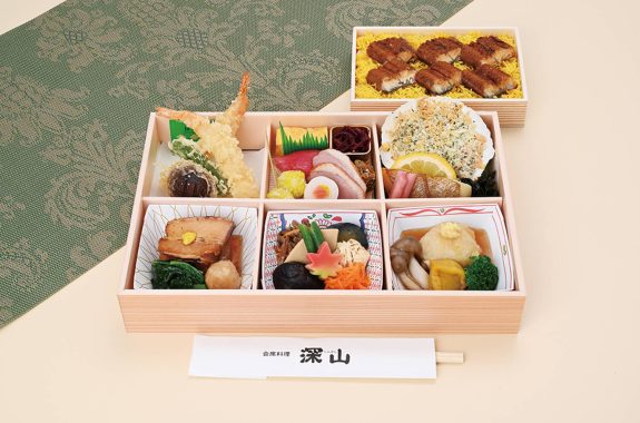 会席弁当「桐」(うな玉ちらし） | 葬儀料理・法事料理・ご法要の